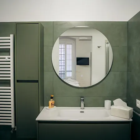דירה Door